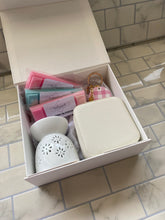 Load image into Gallery viewer, Wax Melt Gift Box