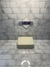 Load image into Gallery viewer, Jewellery Box Medium